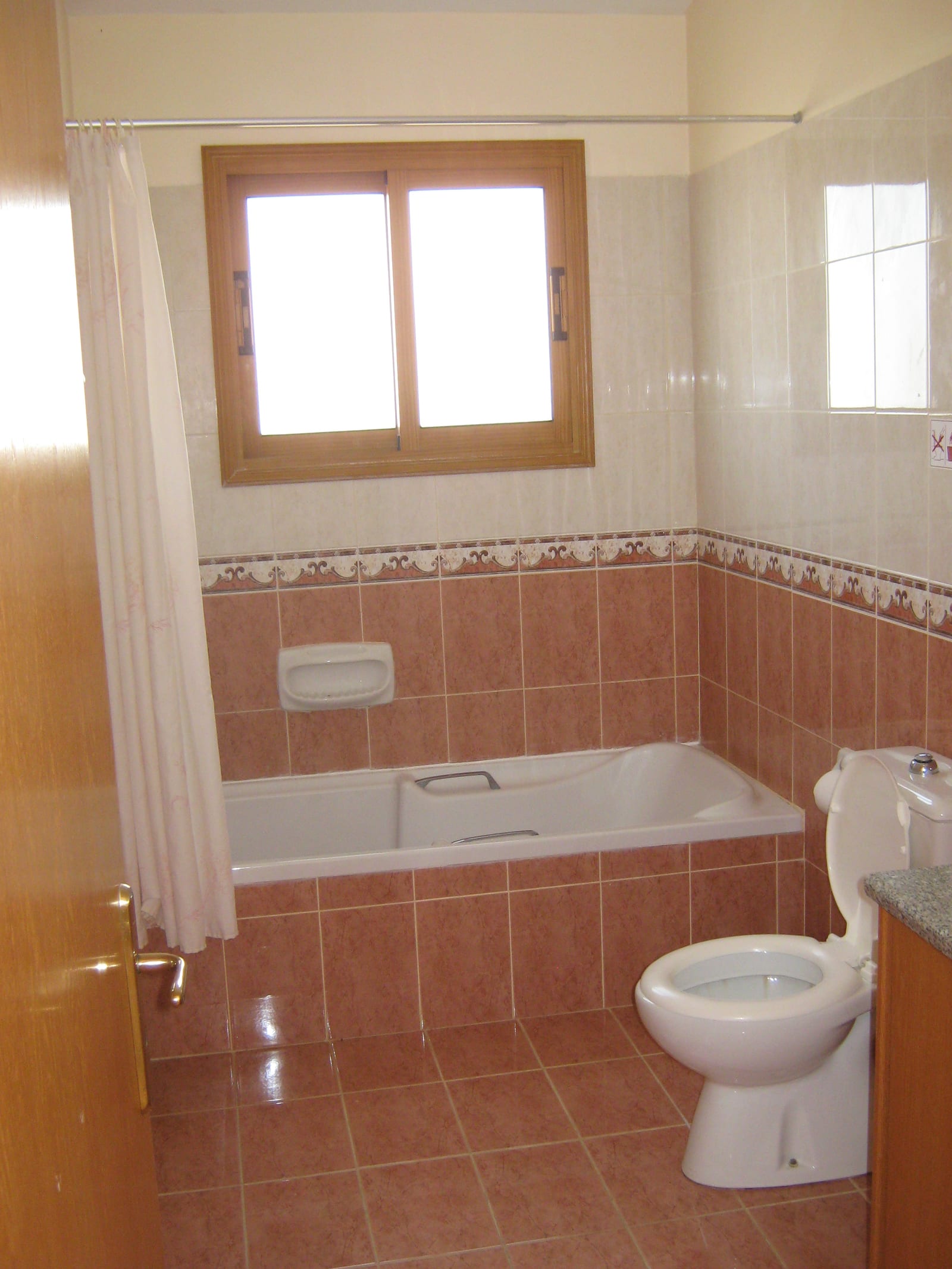 One of the two en suite bathrooms on the upper floor