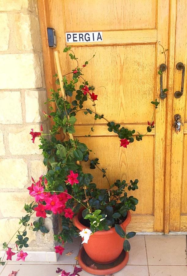 The front door of Villa Pergia